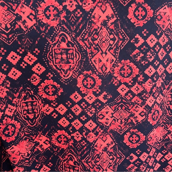 Title Nine Women’s Mercury Abstract Hooded Dress Size XL Long Sleeves Athletic - Picture 10 of 12